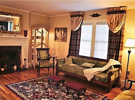 2nd image of 102 S College St