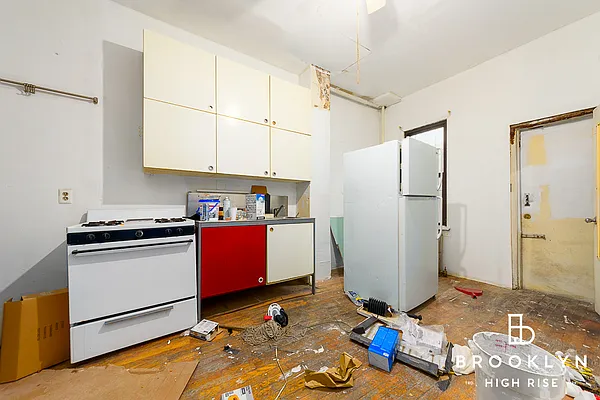 Rented by Brooklyn High Rise LLC | media 4