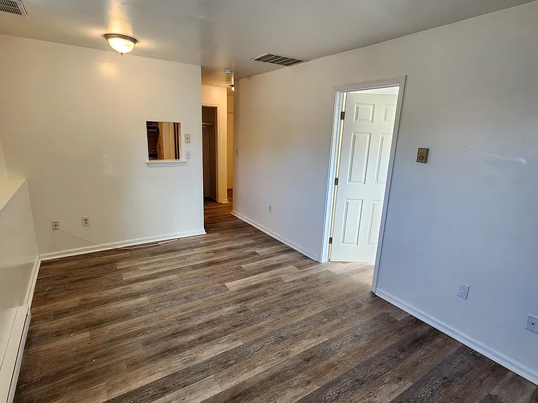 632 S Fawn St #4 — Photo 4
