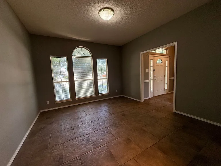 3501 Grandview Dr — Photo 9