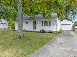 1584 Ridgewood Dr, Salem, OH 44460