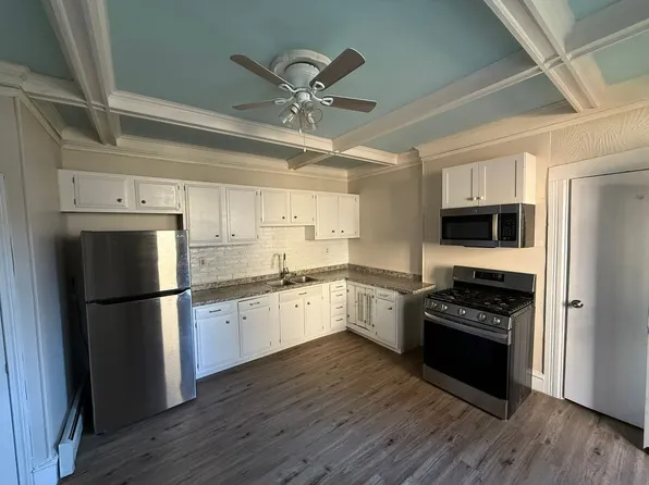 180 Pine Street, 180 Pine St #1F, Holyoke, MA 01040