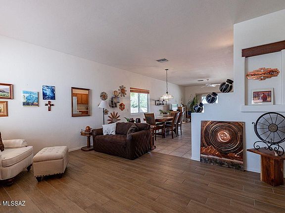 5th image of 68 E Yucca Cove Pl