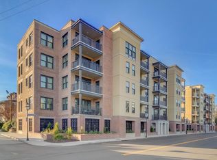 33 Calhoun St, Charleston, SC 29401