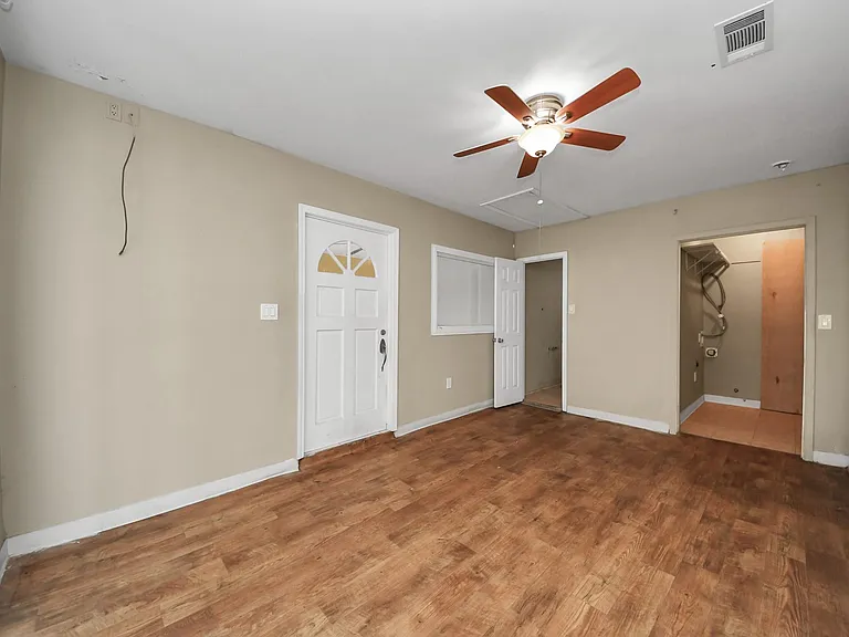 811 Hillcrest Dr — Photo 11