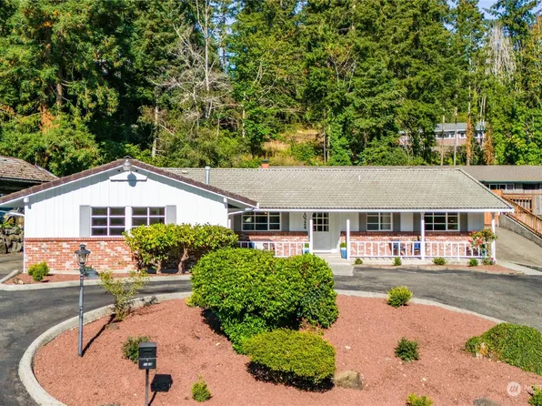 10724 47th Street E, Edgewood, WA 98372