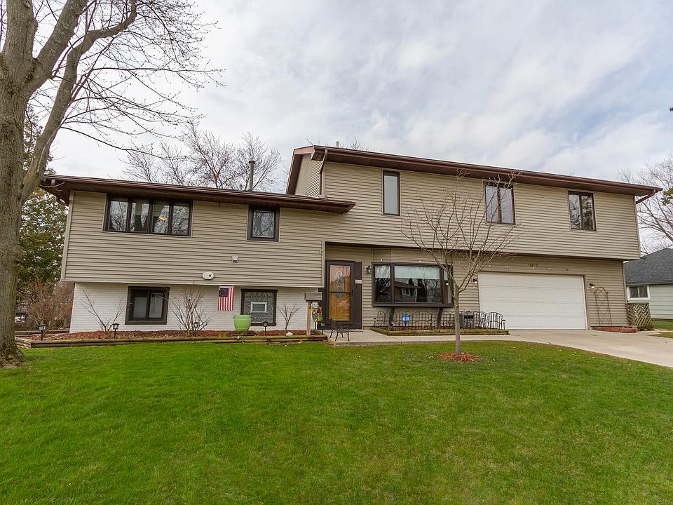 1st image of 1027 Bourne Ln