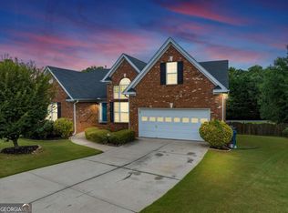 186 April Ridge Ln, Lawrenceville, GA 30045