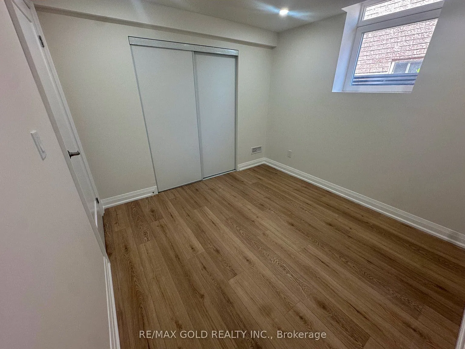 2 bed, $2,300 — Photo 4