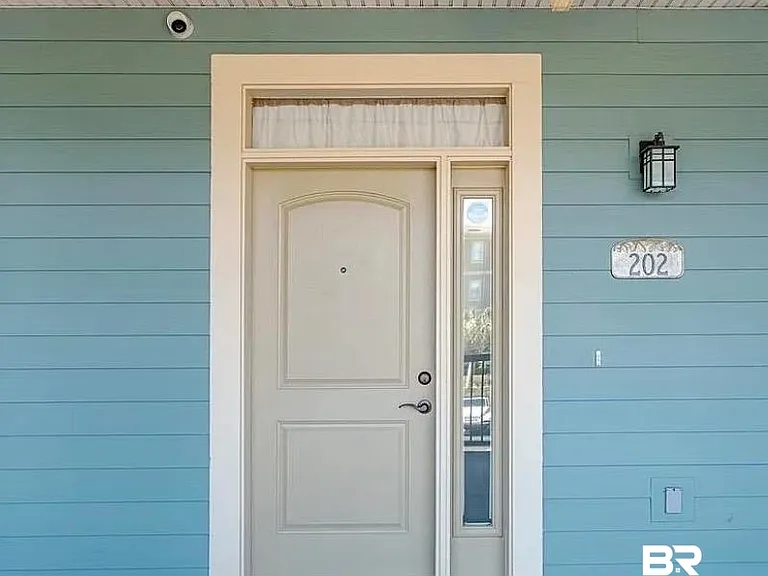 1430 Regency Rd #H202 — Photo 3