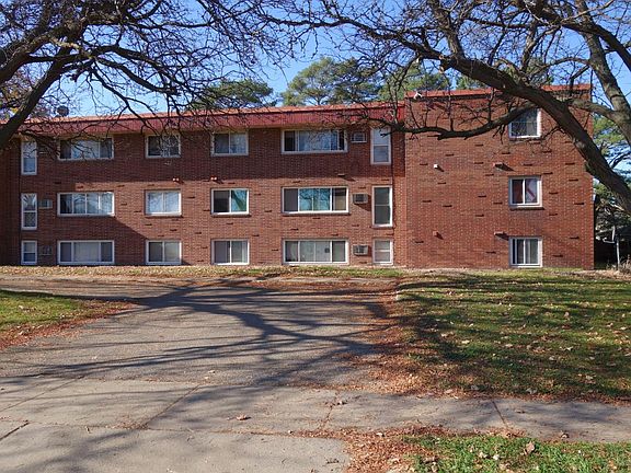 5th image of 7134 Cedar Ave S APT 11