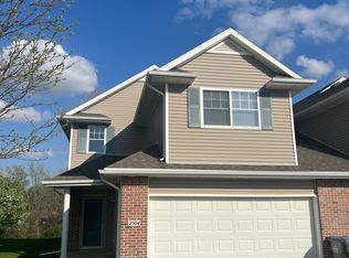 2504 Cedar Cove Rd, Lincoln, NE 68507