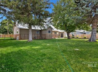 516 N Dorothy St, Shoshone, ID 83352