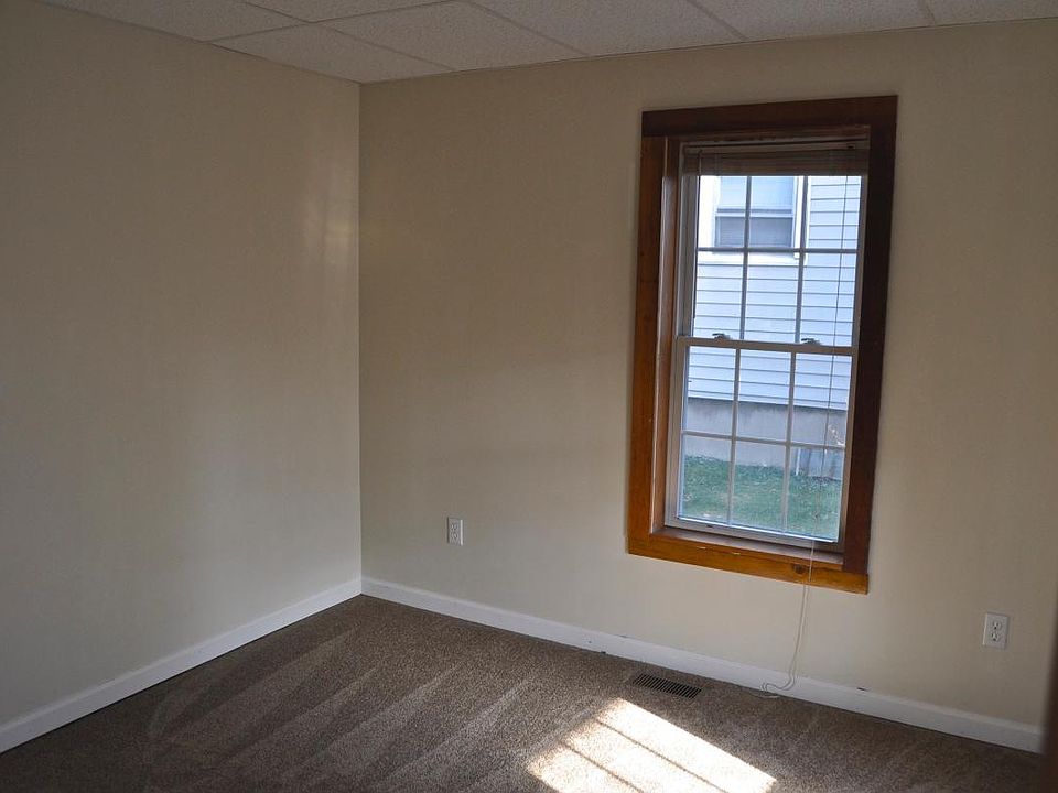 1st image of 2007 Yale St #1