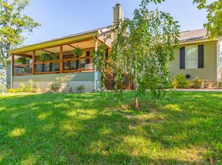 485 Sunset Cir, Rossville, GA 30741
