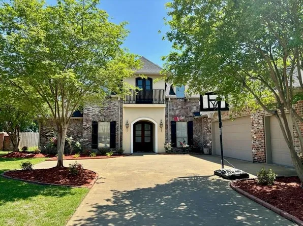 6437 Bayou Crossing Dr, Alexandria, LA 71303