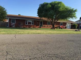 616 E 7th St, Cherokee, OK 73728