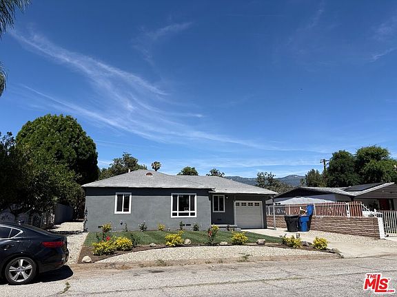 3rd image of 1530 W 21st St