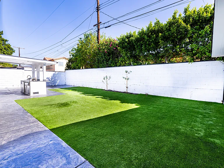 9738 N Lemona Ave — Photo 19