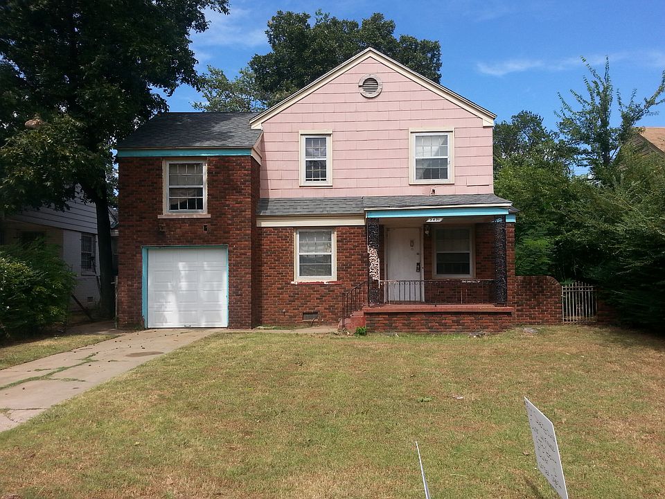 1st image of 2421 NE 24th St