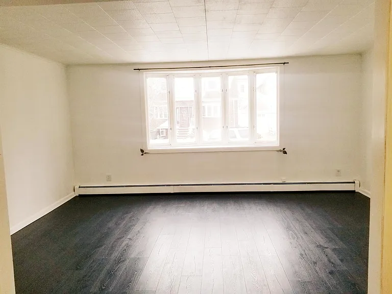 159 W 10th St #1 — Photo 10