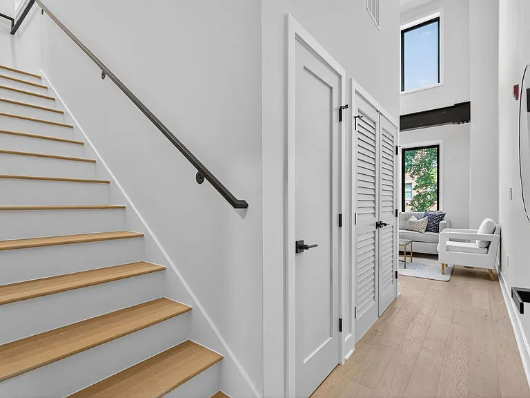 2440 Ontario Rd NW #6 — Photo 11