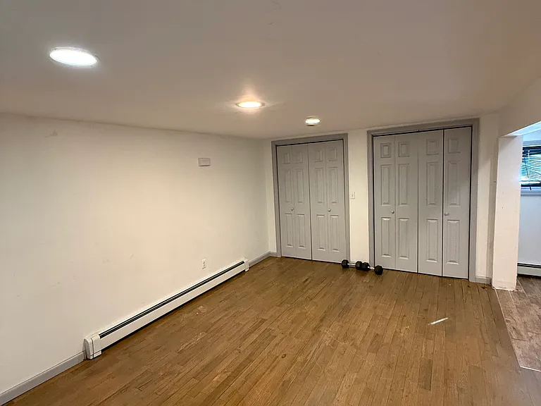 61 Lake St #1B — Photo 1