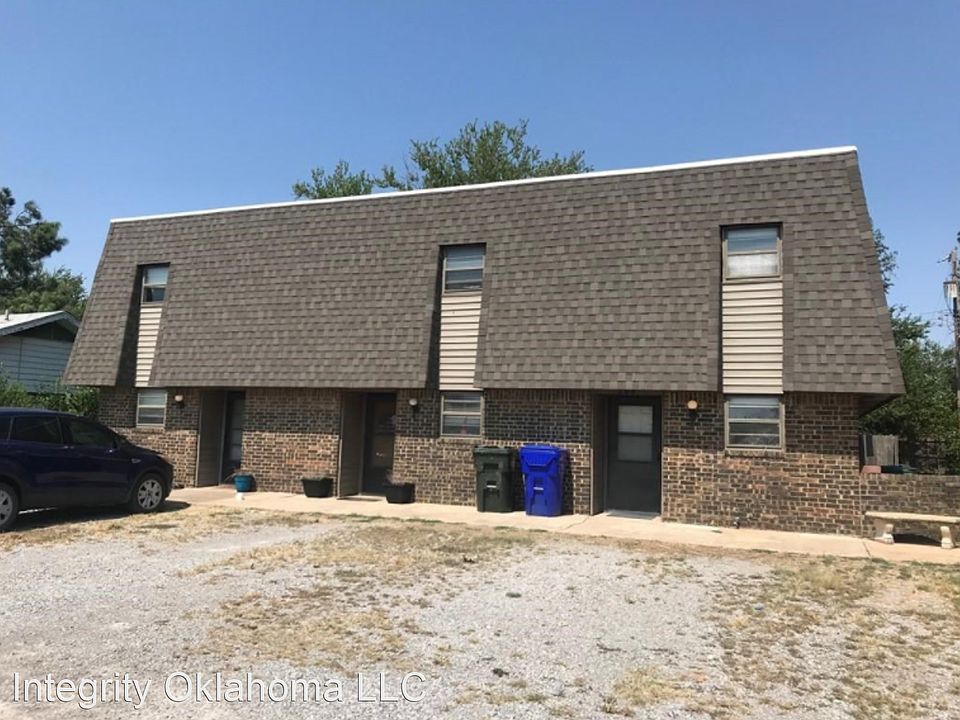 1st image of 207 W Acres St