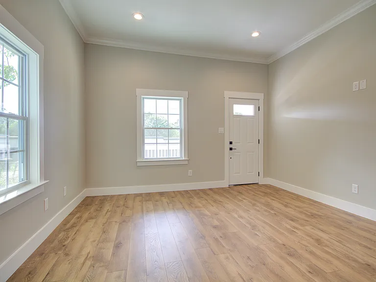 2031 Davidson St NE #A — Photo 7