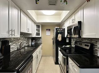 8911 SW 123rd Ct APT 201, Miami, FL 33186