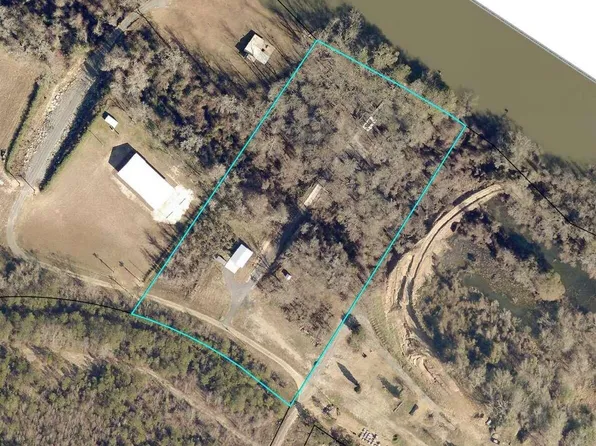 305 Gold Kist Rd, Clyo, GA 31303