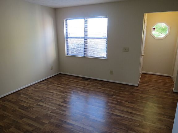 3rd image of 2251 Hughey Dr