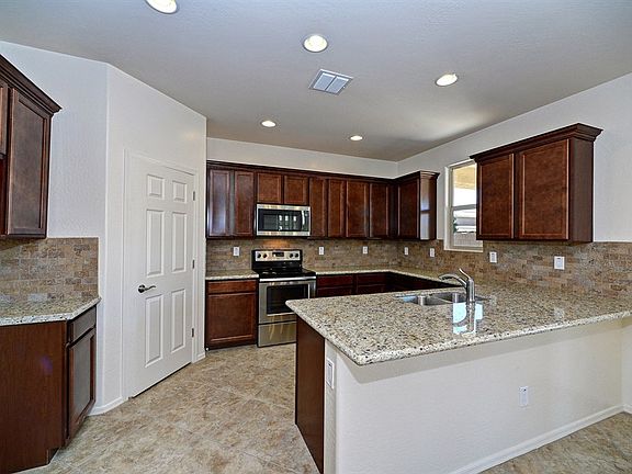 4th image of 41618 N Cielito Linda Way