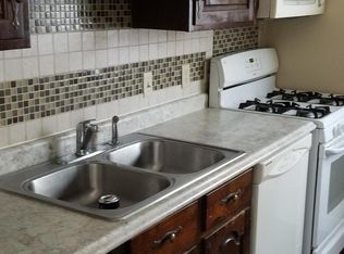 415 SW Orchard St, Topeka, KS 66606