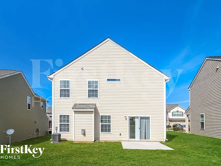 119 Habersham Ct — Photo 14