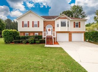 4481 Keenly Valley Dr, Buford, GA 30519