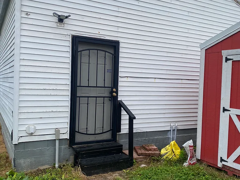 538 N Goodlet Ave — Photo 17