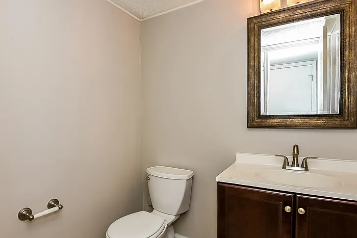 6239 Leverett Dr — Photo 14