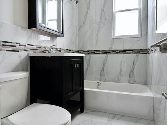 00l0l_lI7v9W51y5M_1200x900