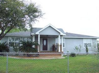 106 White Hill Trl, Sandia, TX 78383