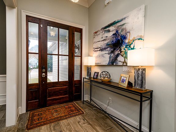 3rd image of 506 Rainsong Dr