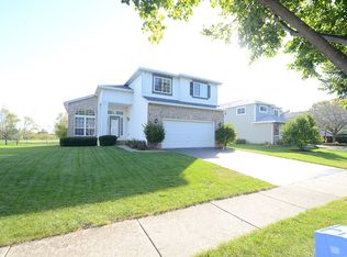 1929 Blossom Ridge Dr, Bolingbrook, IL 60490