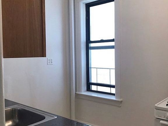 5th image of 3525 29th St APT B1