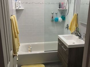 22 Glenwood Ave, Lake Hiawatha, NJ 07034