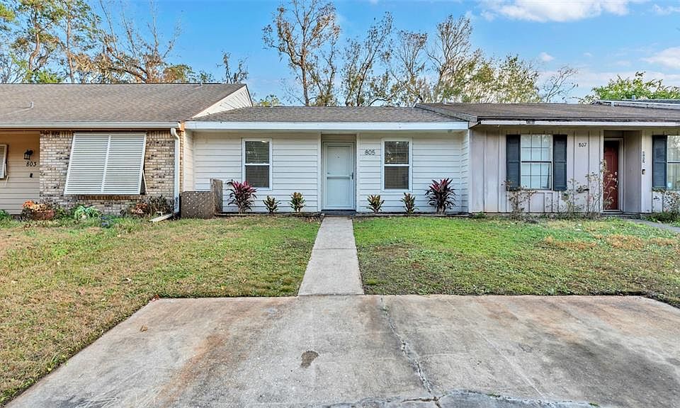 1st image of 805 DARBY LANE