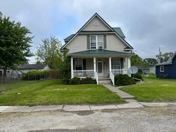 117 W 4th St, Tilton, IL 61833