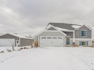 11548 Grange Ave NE, Sparta, MI 49345