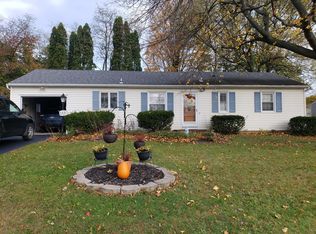 118 Tomahawk Trl, Henrietta, NY 14467