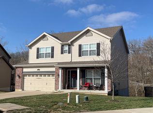 5462 Hagemann Pointe Dr, Saint Louis, MO 63128