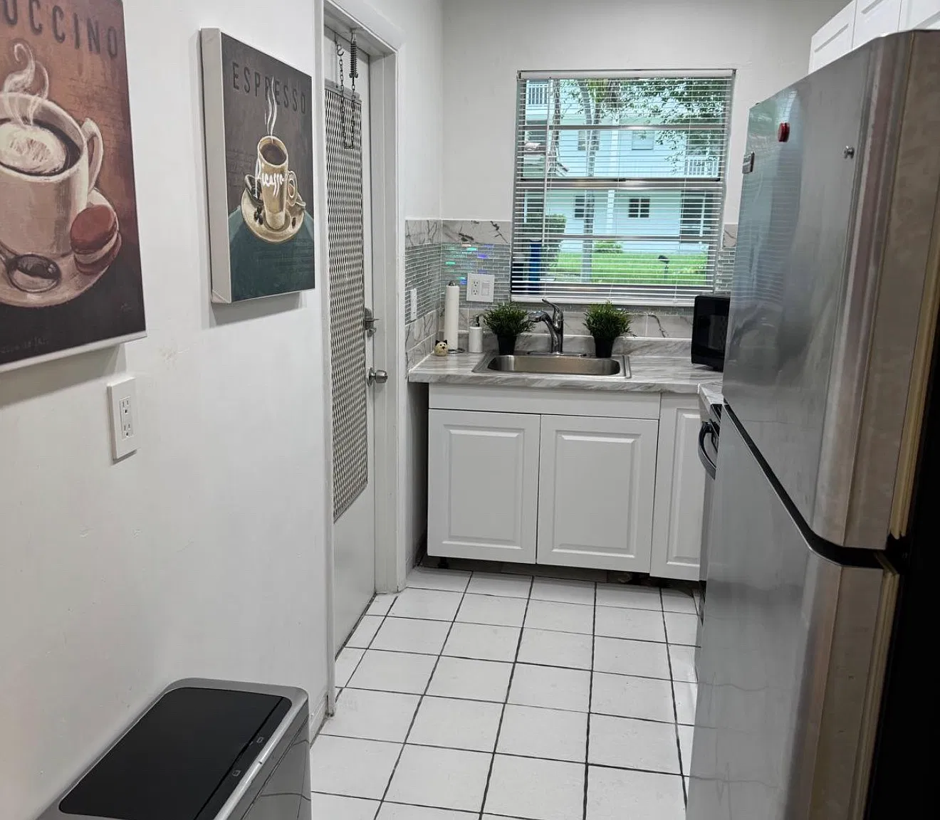 541 Blue Heron Dr — Photo 2